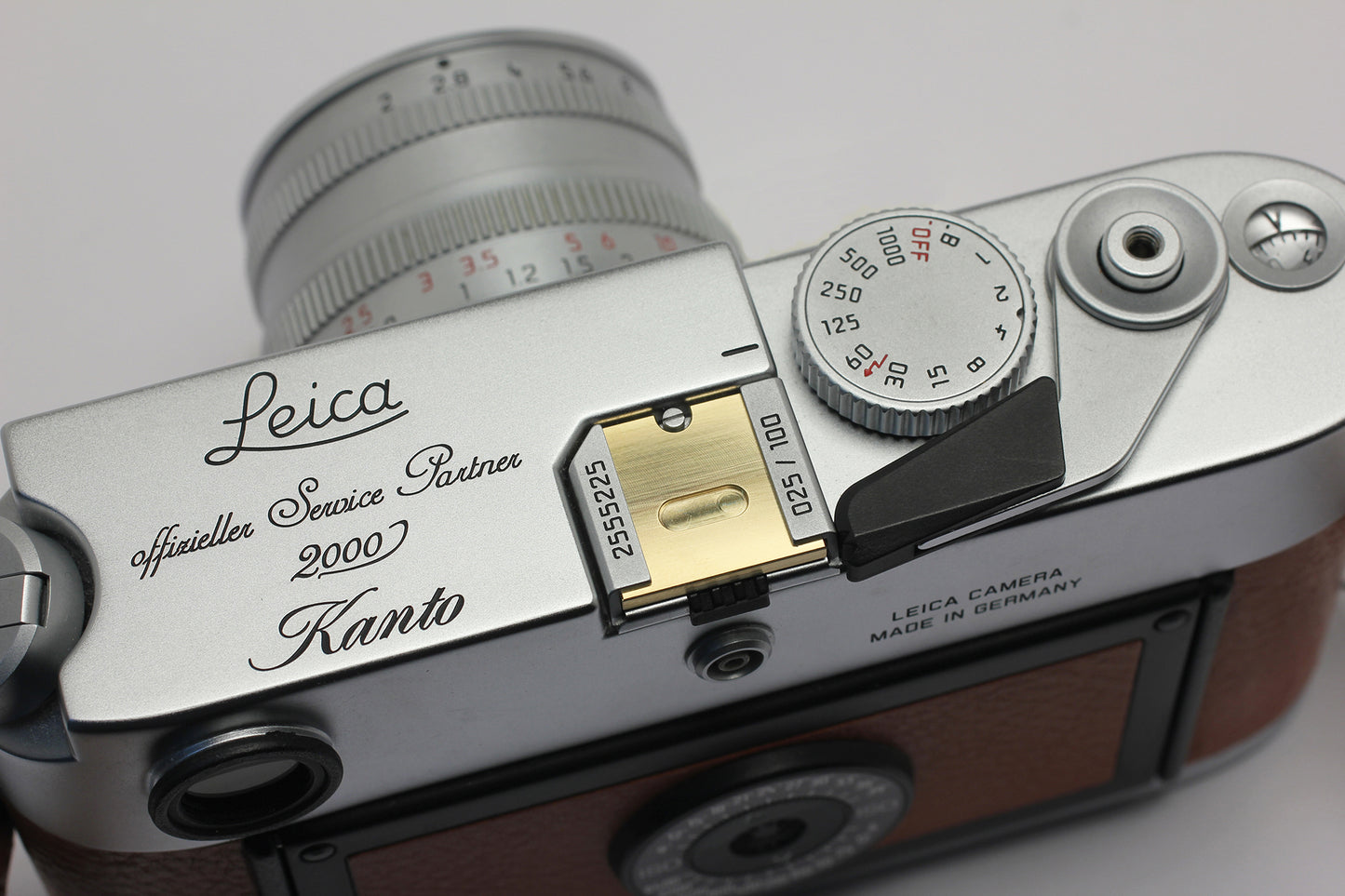 Leica M型用ホットシューカバー（真鍮製／真鍮むき出し）
