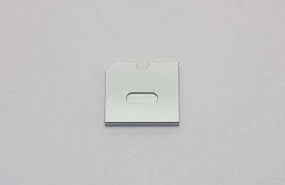 Leica M型用ホットシューカバー（真鍮製／シルバークロームメッキ）