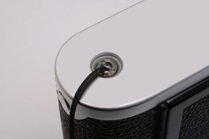 Leica M型用ベースプレート用ストラップ (特注ネジ付き)