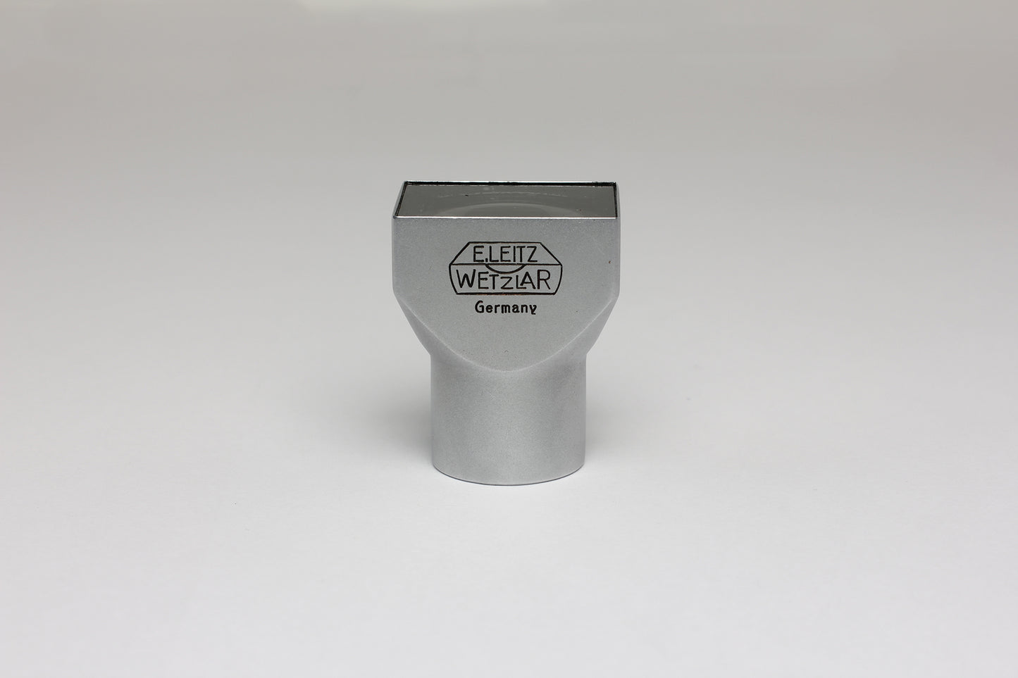 Leica 35mm Viewfinder SBLOO (Consignment Sale Item)