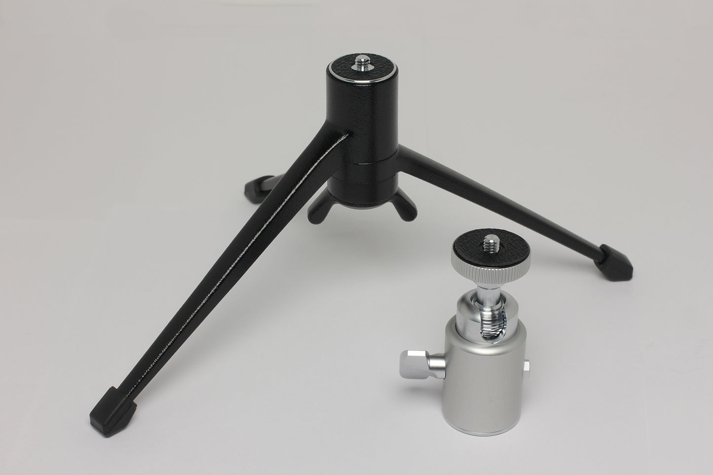 Leica 自由雲台14108，三脚14100（委託販売品）