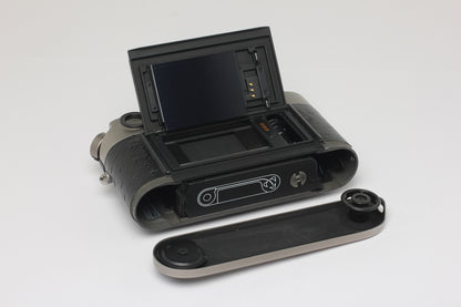 Leica M6 Titanium (Consignment Sale Item)