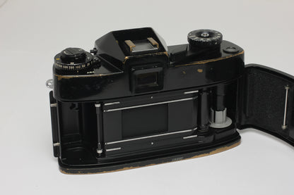 Leicaflex SL MOT Black Paint  (Consignment Sale Item)