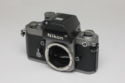 Nikon F2 フォトミックDP-1付／F5 50周年カラーペイント仕上げ（委託販売品）