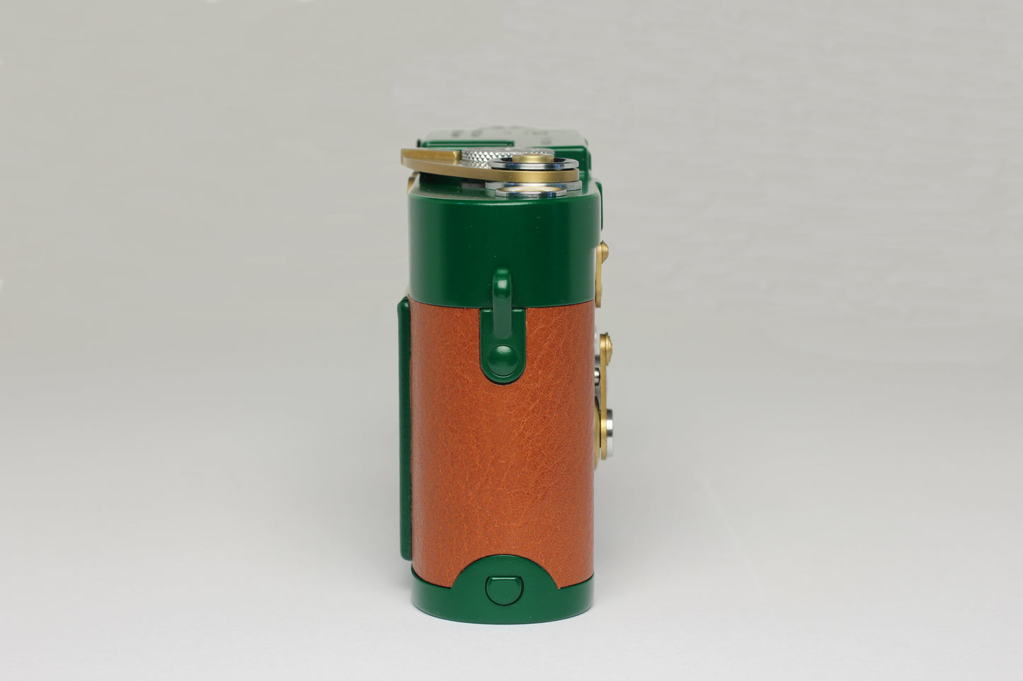 Leica Kanto Green Paint Finish (Consignment Sale Item)