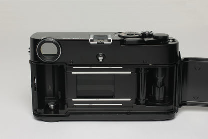 Zeiss Ikon ZM Black (Consignment Sale Item)