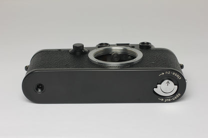 Leica  IIIf レッドダイヤル Kantoブラックペイント（委託販売品）