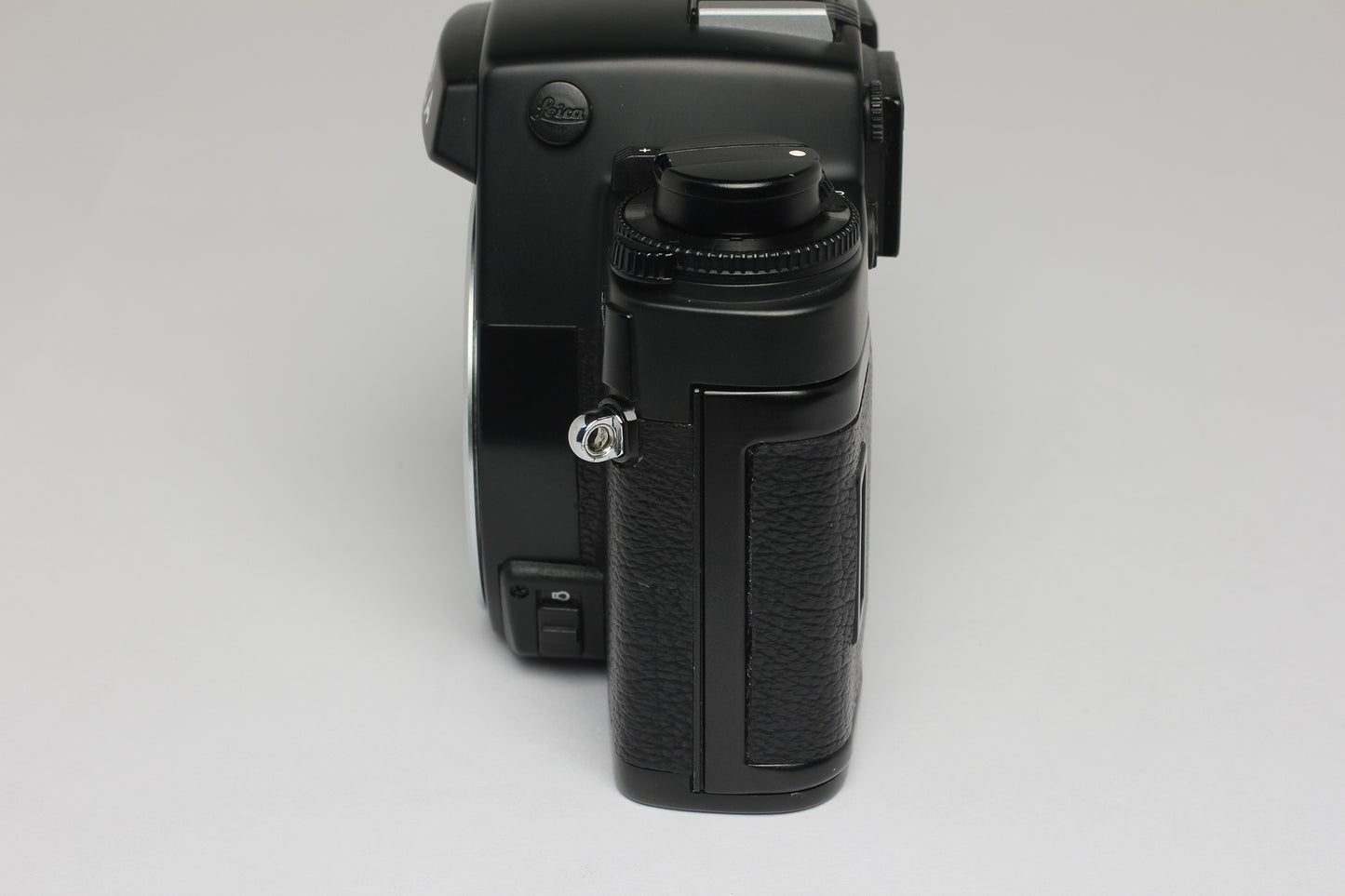 Leica  R6.2 Black (Consignment Sale Item)